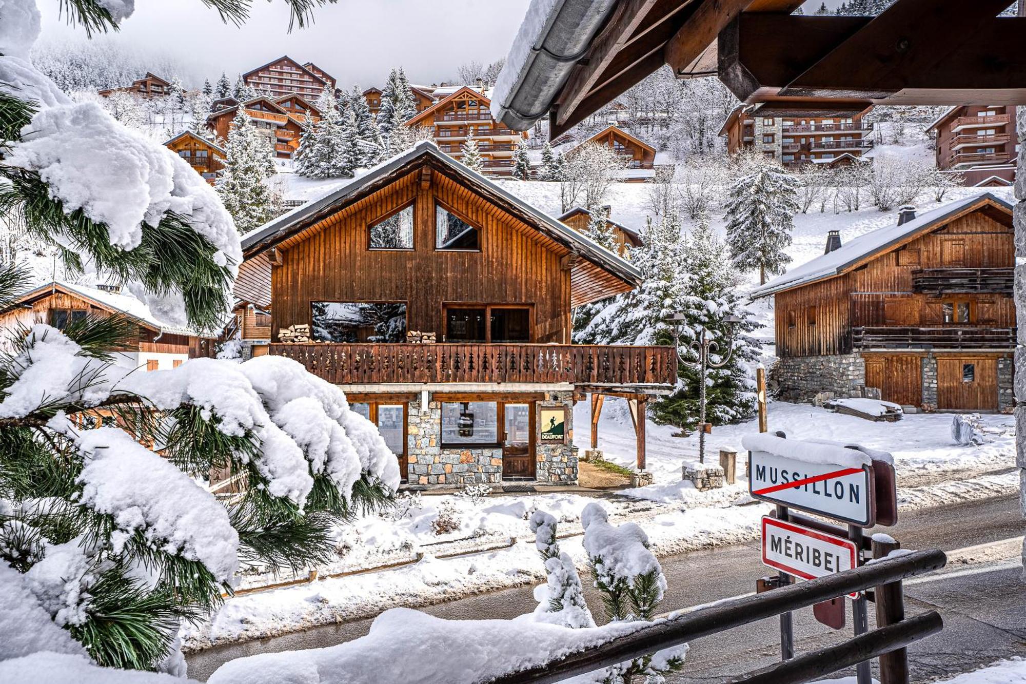 Chalet L'Ecureuil เมรีเบล ภายนอก รูปภาพ